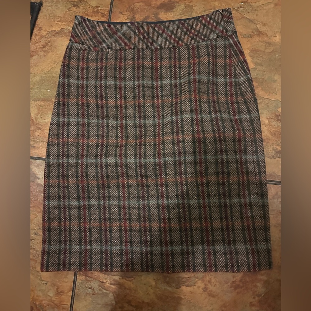 L.L. Bean Plaid Pencil Skirt - Red and Black Size 4